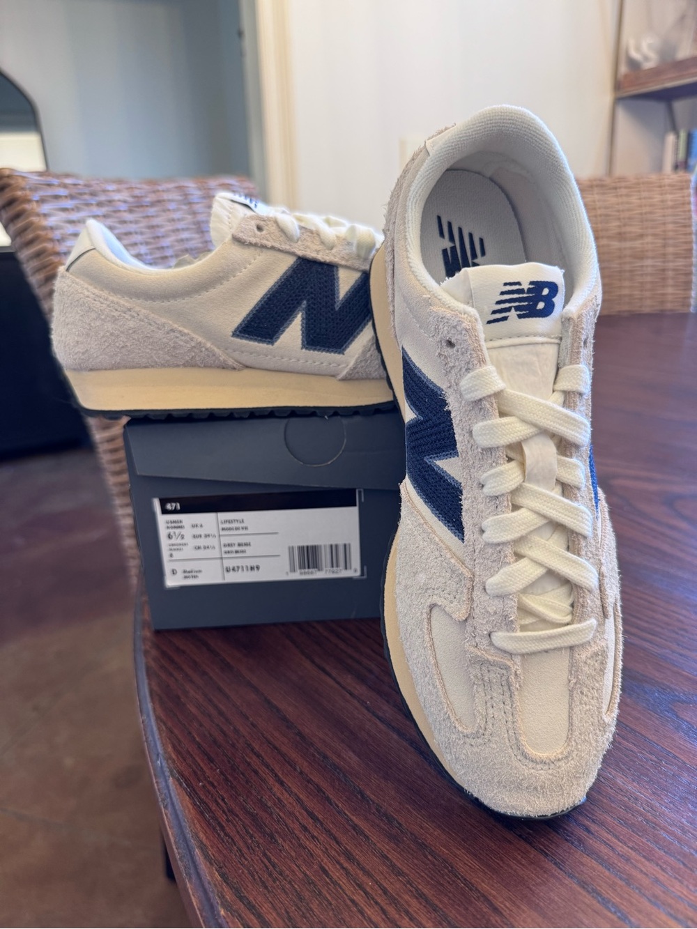New Balance 471 Women’s sneakers NWT